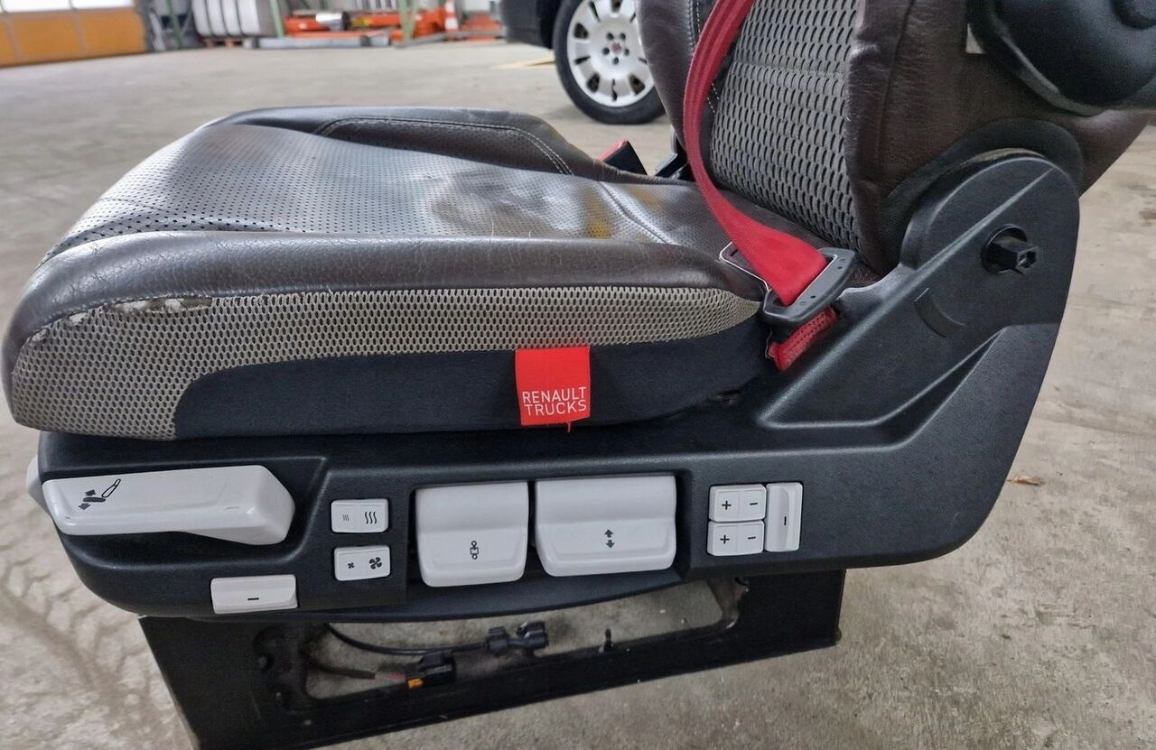 Renault SIEDZENIE KIEROWCY Renault GAMA T C K - Sėdynė - Sunkvežimis: foto 5 Renault SIEDZENIE KIEROWCY Renault GAMA T C K - Sėdynė - Sunkvežimis: foto 5