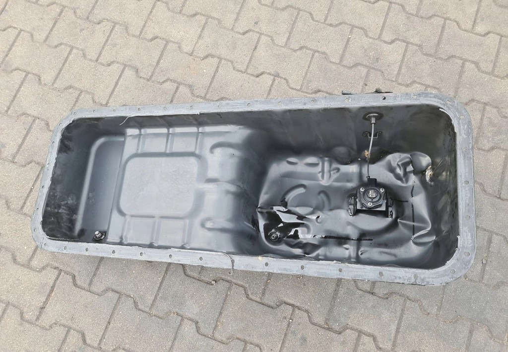 SILNIKA FORD F-MAX 500 TRUCKS EURO 6 FORD, F-MAX, 500, TRUCKS, EURO, 6 - Alyvos karteris: foto 3 SILNIKA FORD F-MAX 500 TRUCKS EURO 6 FORD, F-MAX, 500, TRUCKS, EURO, 6 - Alyvos karteris: foto 3