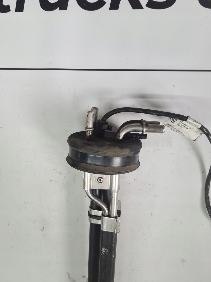 SMOK ADBLUE Z CZUJNIKIEM JAKOŚCI RENAULT GAMA VOLVO FH 4 LIFT FH 5 LOW DECK  - Išmetimo sistema - Sunkvežimis: foto 3 SMOK ADBLUE Z CZUJNIKIEM JAKOŚCI RENAULT GAMA VOLVO FH 4 LIFT FH 5 LOW DECK  - Išmetimo sistema - Sunkvežimis: foto 3