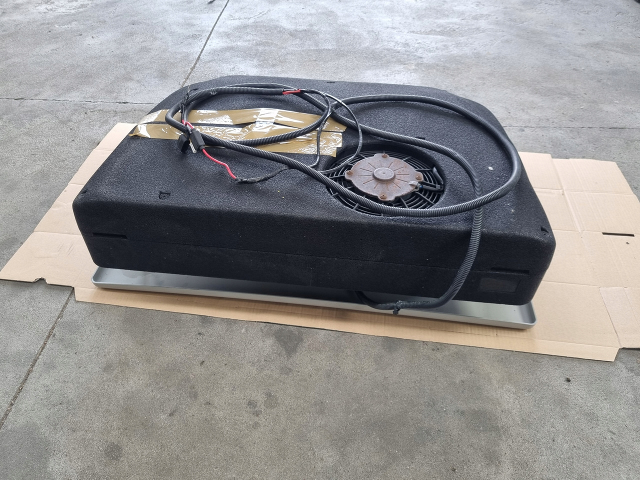 VIESA KLIMATYZACJA POSTOJOWA VIESA FORD F MAX 500 - Šildymas/ Ventiliacija - Sunkvežimis: foto 3 VIESA KLIMATYZACJA POSTOJOWA VIESA FORD F MAX 500 - Šildymas/ Ventiliacija - Sunkvežimis: foto 3