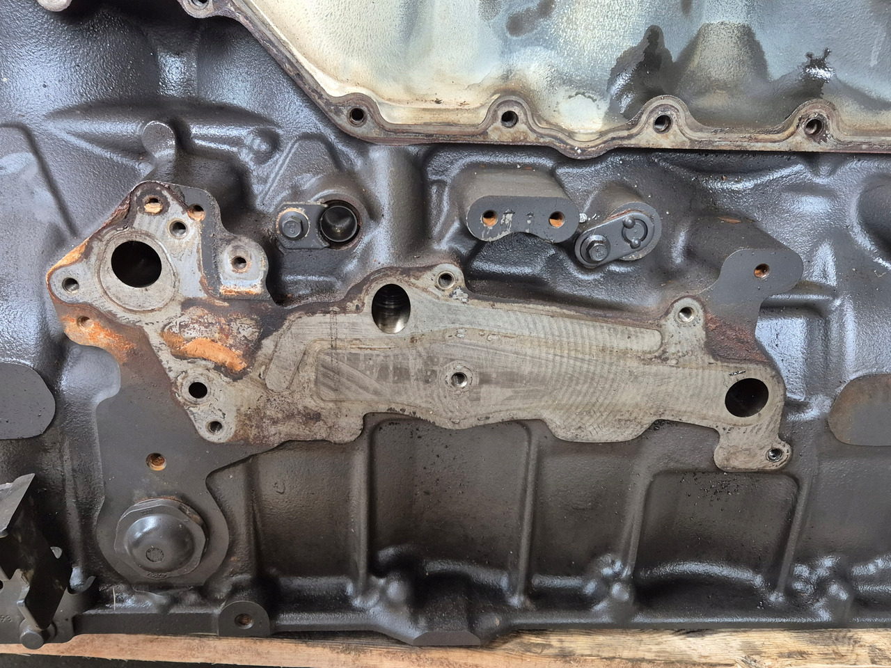 VOLVO BLOK SILNIKA RENAULT GAMA RANGE T EVO TURBOCOMPOUND VOLVO FH 5 D13K 2226825 K8 - Cilindrų blokas - Sunkvežimis: foto 5 VOLVO BLOK SILNIKA RENAULT GAMA RANGE T EVO TURBOCOMPOUND VOLVO FH 5 D13K 2226825 K8 - Cilindrų blokas - Sunkvežimis: foto 5