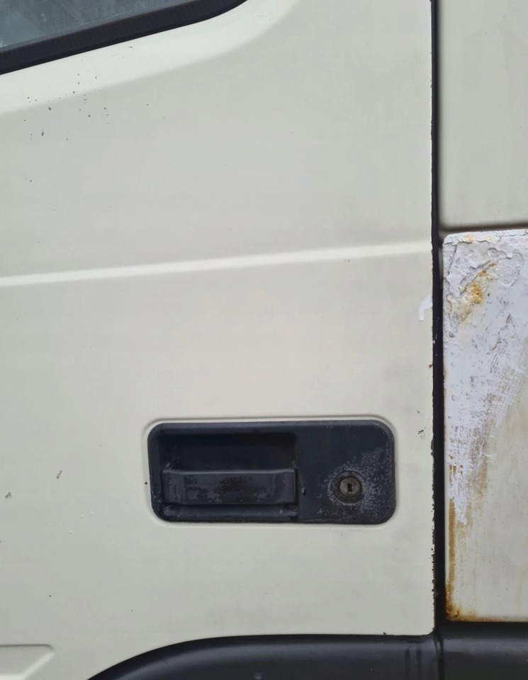 VOLVO DRZWI KOMPLETNE LEWE VOLVO FM 9 12 13 - Durys ir dalys: foto 4 VOLVO DRZWI KOMPLETNE LEWE VOLVO FM 9 12 13 - Durys ir dalys: foto 4