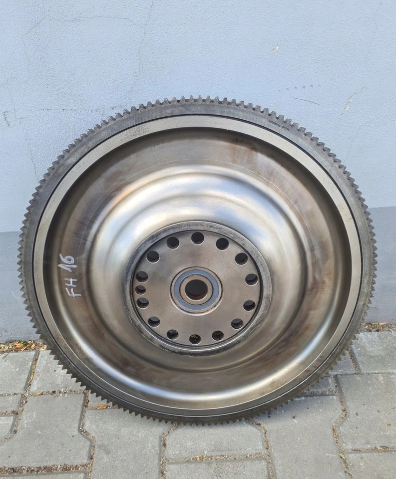VOLVO FH 16 FM 16 EURO 5 AUTOMAT - Smagratis: foto 3 VOLVO FH 16 FM 16 EURO 5 AUTOMAT - Smagratis: foto 3