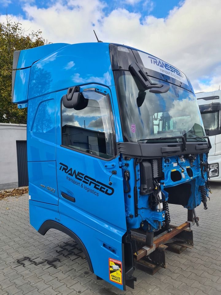 VOLVO KABINA KOMPLETNA VOLVO FH 5 EURO 6 I-SAVE GLOBETROTTER - Kabina - Tentinis sunkvežimis: foto 1 VOLVO KABINA KOMPLETNA VOLVO FH 5 EURO 6 I-SAVE GLOBETROTTER - Kabina - Tentinis sunkvežimis: foto 1