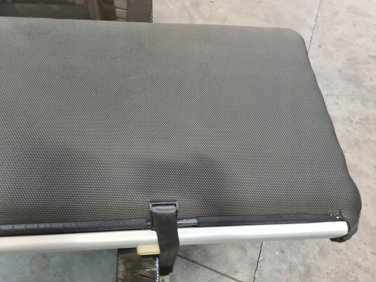 VOLVO ŁÓŻKO KOMPLETNE GÓRNE LEŻANKA MOCOWANIA - Sėdynė - Sunkvežimis: foto 2 VOLVO ŁÓŻKO KOMPLETNE GÓRNE LEŻANKA MOCOWANIA - Sėdynė - Sunkvežimis: foto 2