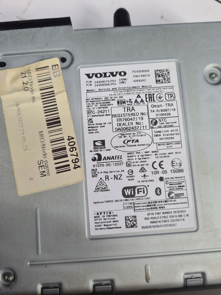 VOLVO RADIO MODUŁ SEM RADIA WIFI BLUETOOTH VOLVO FH 4 FM 4 FH 5 FM 5 FMX - Kabina ir interjeras - Sunkvežimis: foto 5 VOLVO RADIO MODUŁ SEM RADIA WIFI BLUETOOTH VOLVO FH 4 FM 4 FH 5 FM 5 FMX - Kabina ir interjeras - Sunkvežimis: foto 5