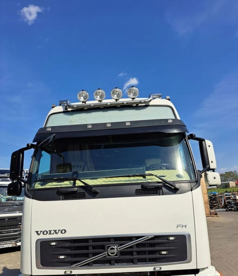 Volvo KOMPLETNA FH 12 13 XL WYSOKA AUTOMAT Volvo Wersja Europejska - Kabina - Sunkvežimis: foto 5 Volvo KOMPLETNA FH 12 13 XL WYSOKA AUTOMAT Volvo Wersja Europejska - Kabina - Sunkvežimis: foto 5