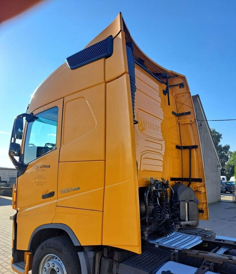 Volvo KOMPLETNA FH 4 EURO 6 GLOBETROTTER Volvo VOLVO, FH, 4, EURO, 6 - Kabina - Sunkvežimis: foto 5 Volvo KOMPLETNA FH 4 EURO 6 GLOBETROTTER Volvo VOLVO, FH, 4, EURO, 6 - Kabina - Sunkvežimis: foto 5