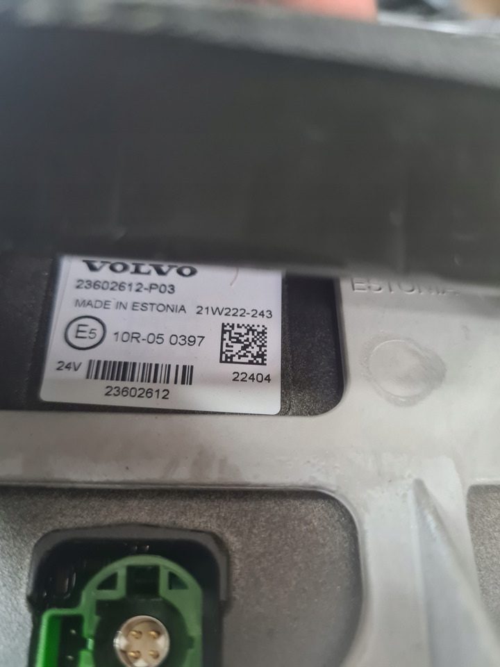 WYŚWIETLACZ PANEL RADIA NAWIGACJI VOLVO FH 5 23602612 - P03 - Kabina ir interjeras: foto 3 WYŚWIETLACZ PANEL RADIA NAWIGACJI VOLVO FH 5 23602612 - P03 - Kabina ir interjeras: foto 3