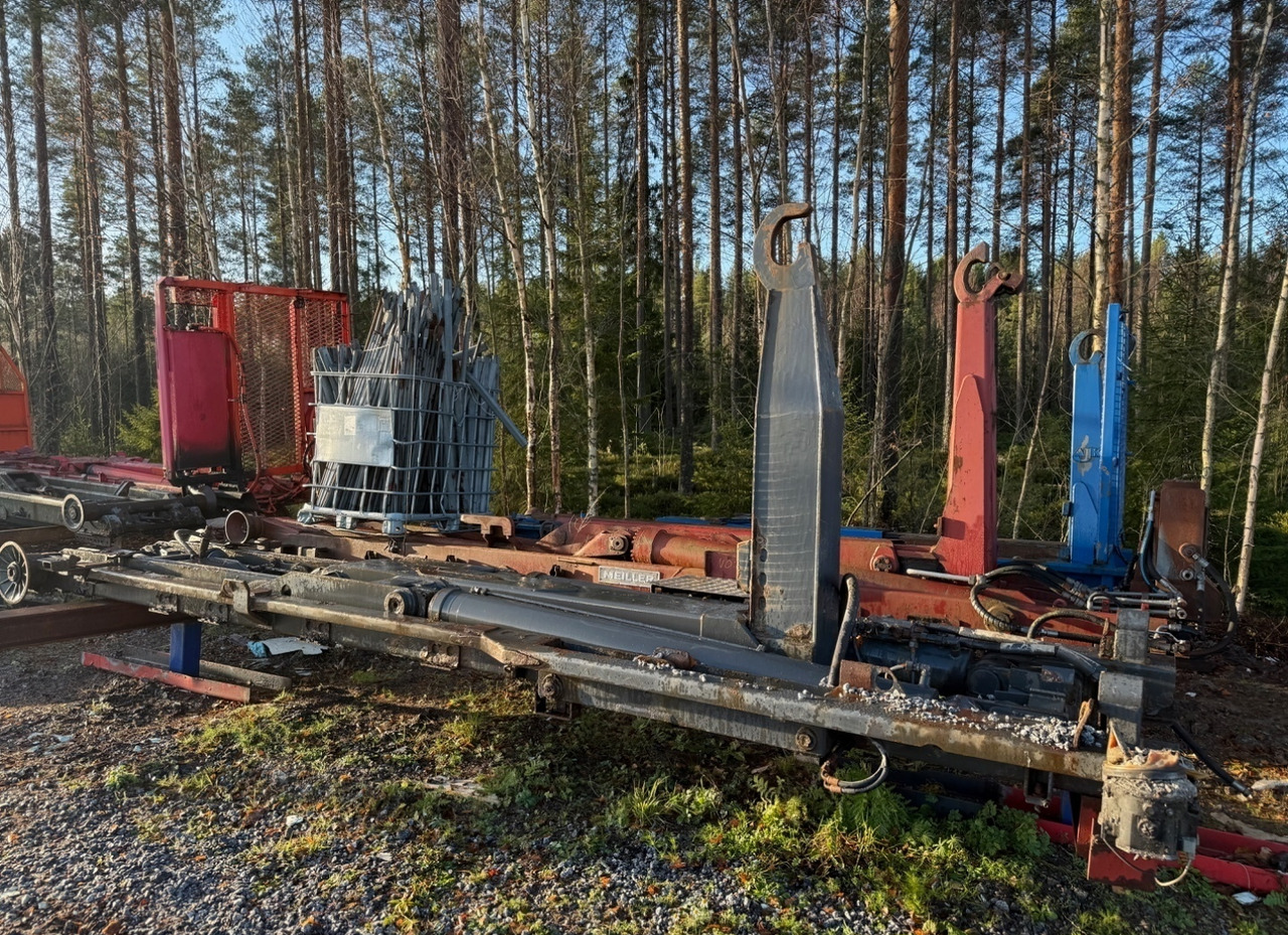 Koukkulaitteet ja vaijerilaitteet - Hook-lift sunkvežimis: foto 1 Koukkulaitteet ja vaijerilaitteet - Hook-lift sunkvežimis: foto 1