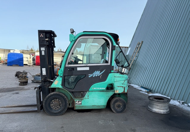 MitsubishiFD20N - Dyzelinis krautuvas: foto 1 MitsubishiFD20N - Dyzelinis krautuvas: foto 1