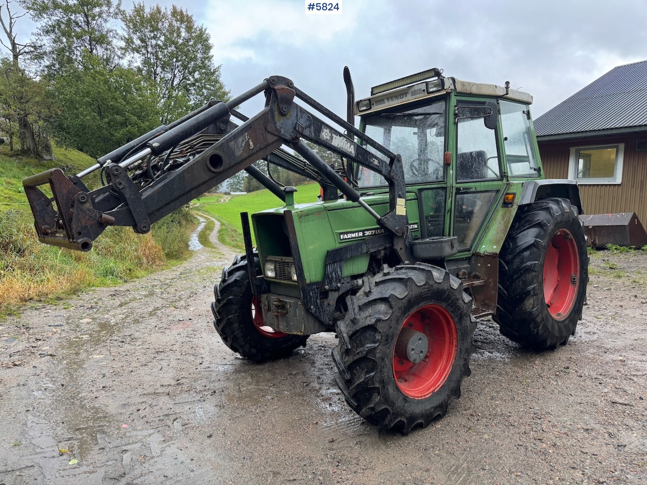 1991 Fendt Farmer 307 LSA w/ front loader. - Traktorius: foto 2 1991 Fendt Farmer 307 LSA w/ front loader. - Traktorius: foto 2