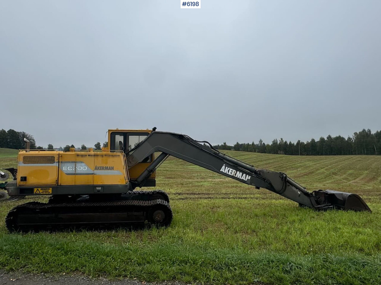 1993 Åkerman EC200 Tracked excavator w/ 2 buckets. New belts and sprocket. - Ekskavatorius: foto 1 1993 Åkerman EC200 Tracked excavator w/ 2 buckets. New belts and sprocket. - Ekskavatorius: foto 1