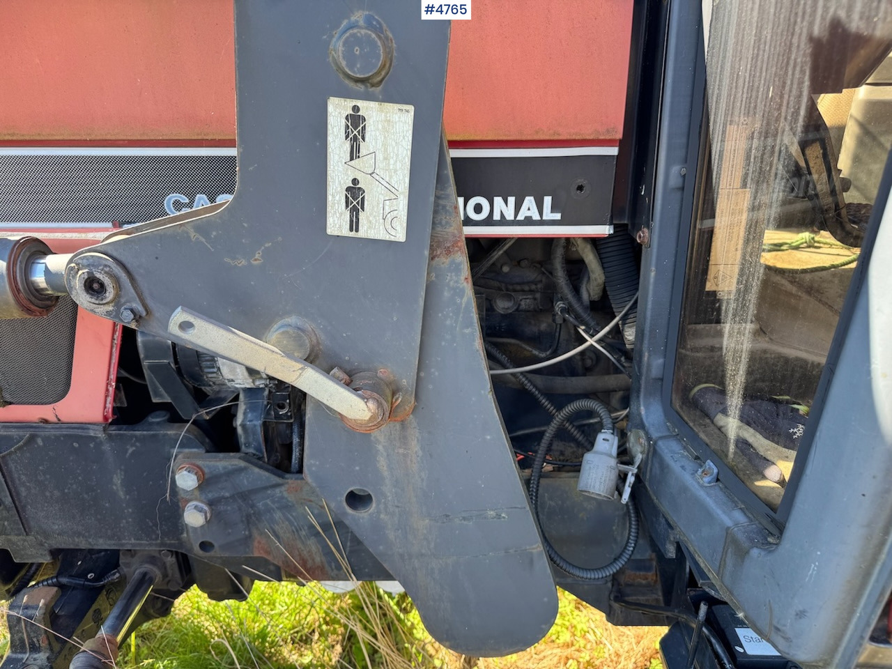 Traktorius 1995 Case International 4230 w/front loader.: foto 17