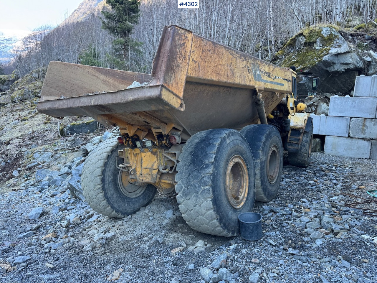 1996 Volvo A25C 6x6 - Šarnyrinis savivartis: foto 4 1996 Volvo A25C 6x6 - Šarnyrinis savivartis: foto 4