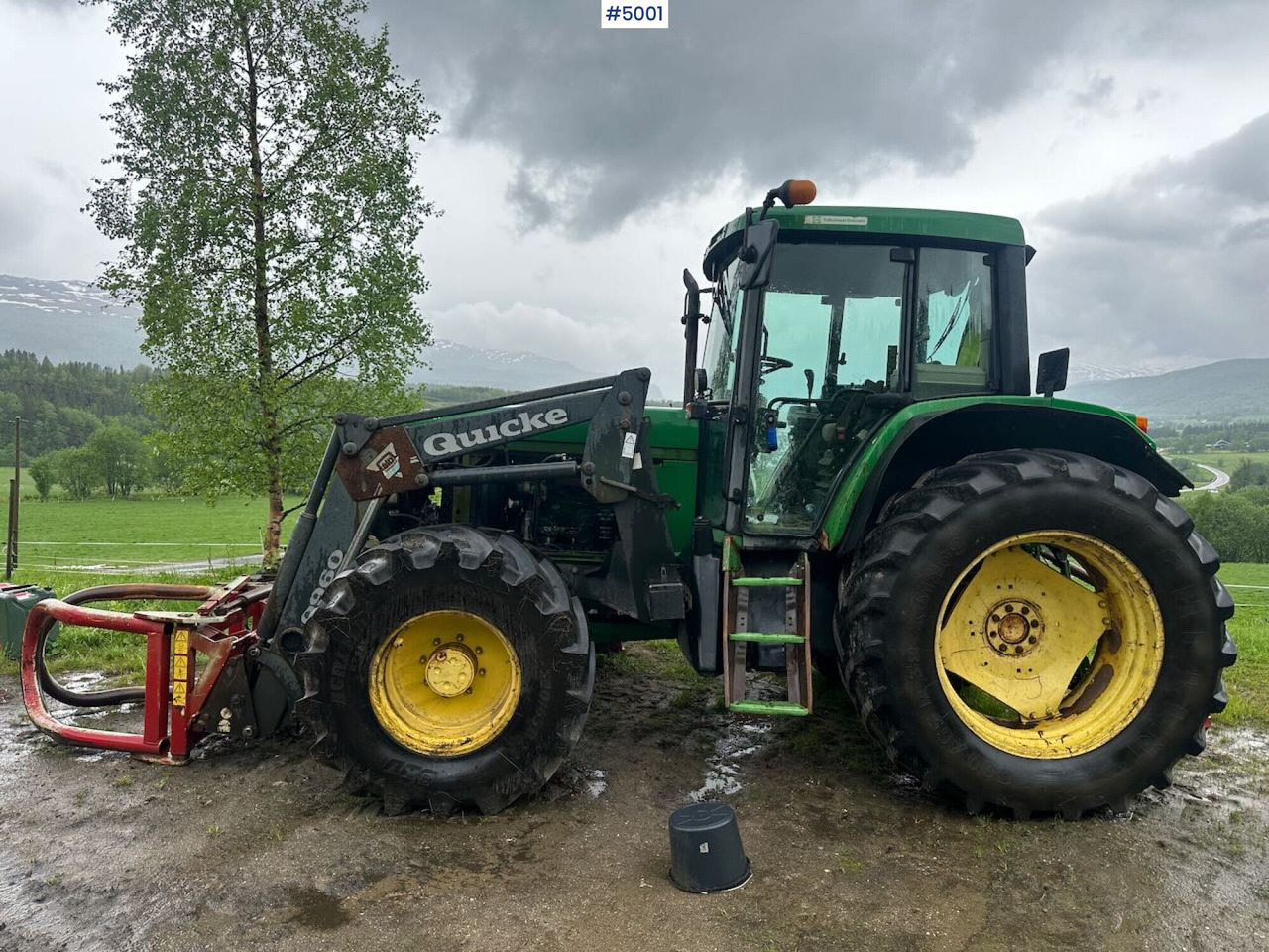 2000 John Deere 6610 4x4 tractor w/ front loader. - Traktorius: foto 3 2000 John Deere 6610 4x4 tractor w/ front loader. - Traktorius: foto 3