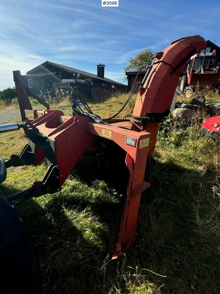 Traktorius 2001 JCB Fastrac 3185 4x4. The plow rigged and two sets of tires.: foto 37