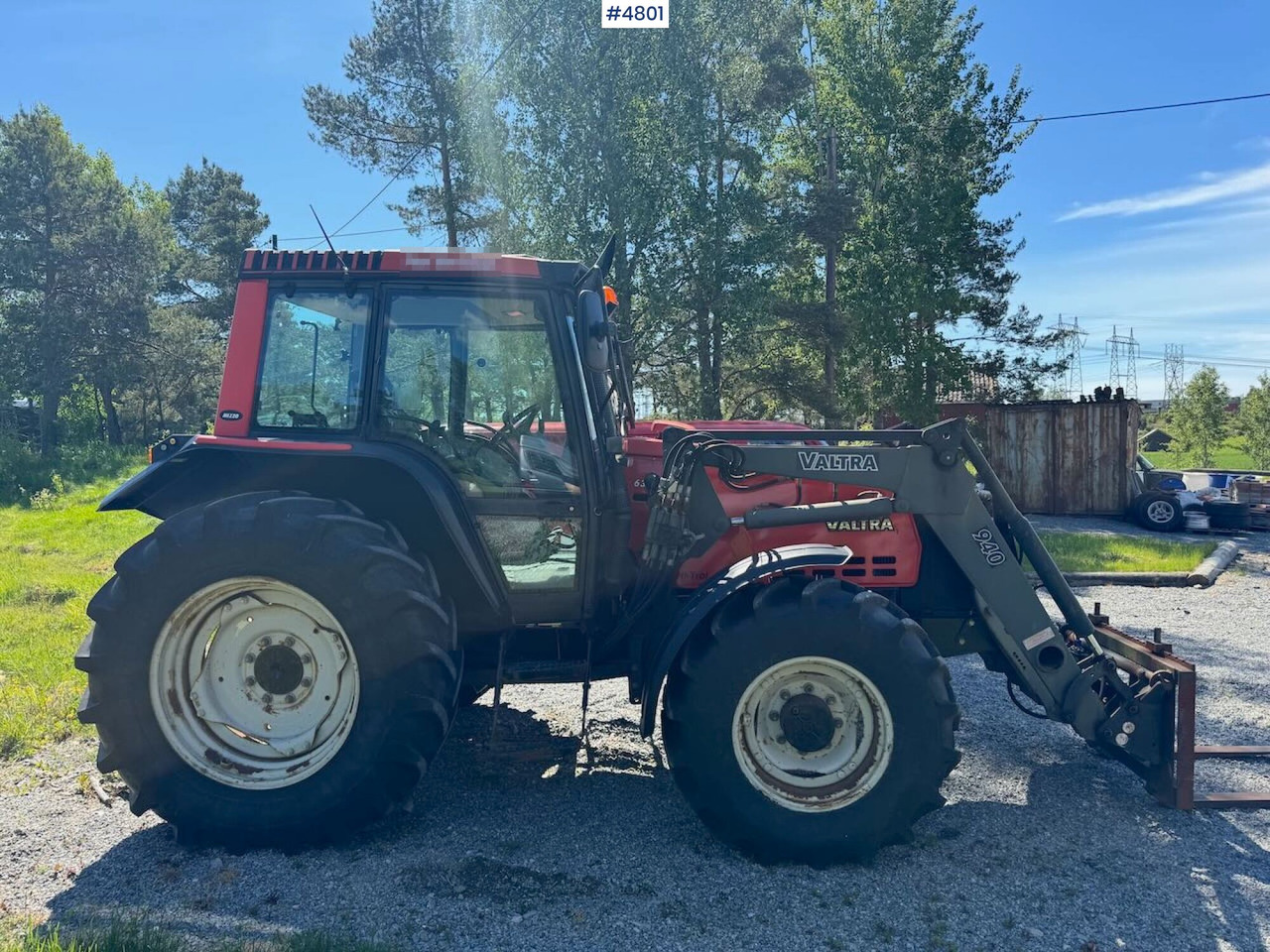 2002 Valtra 6300 4x4 w/ front loader - Traktorius: foto 3 2002 Valtra 6300 4x4 w/ front loader - Traktorius: foto 3