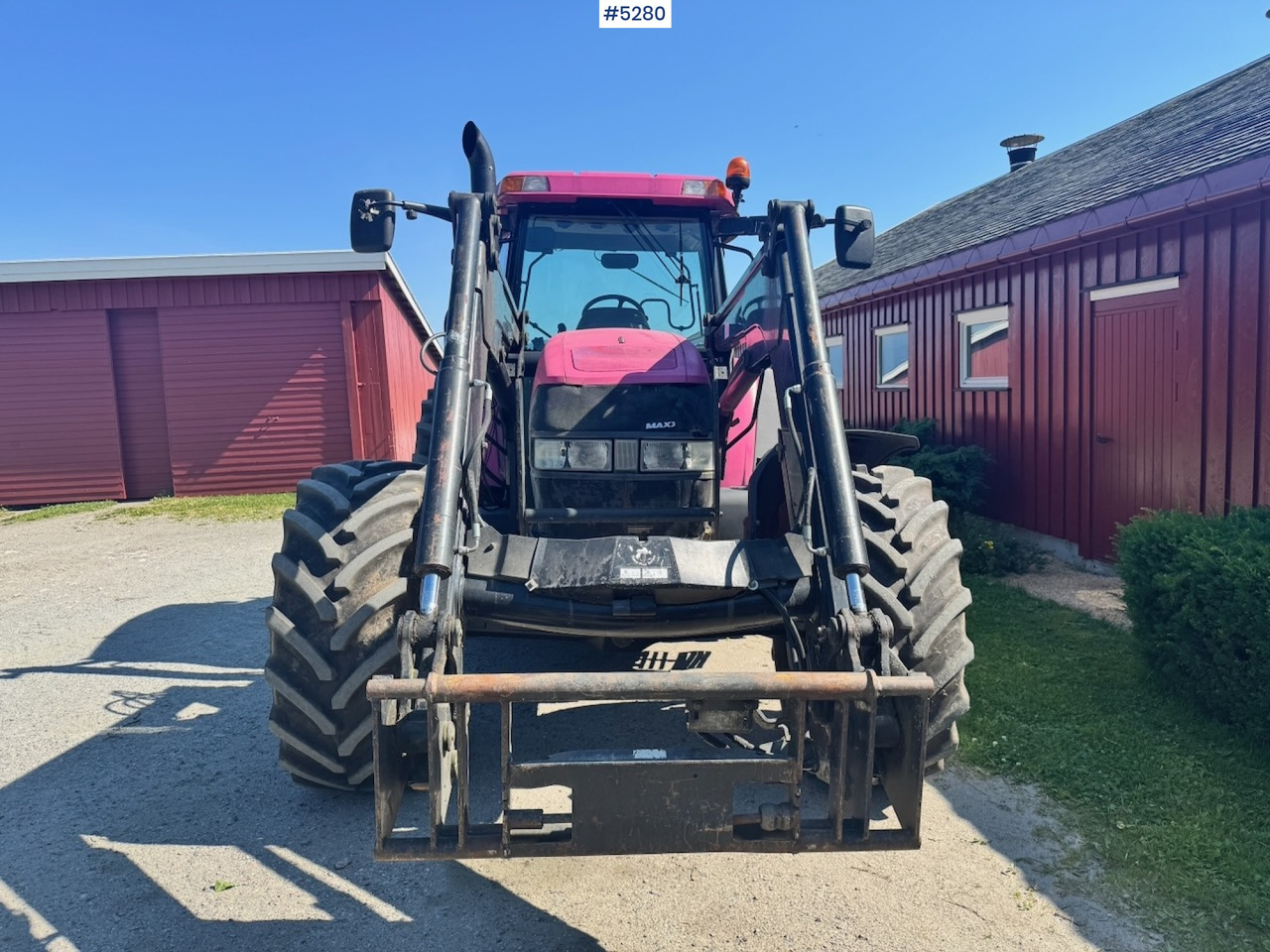 2006 Case MXM120 4x4 with front loader - Traktorius: foto 4 2006 Case MXM120 4x4 with front loader - Traktorius: foto 4