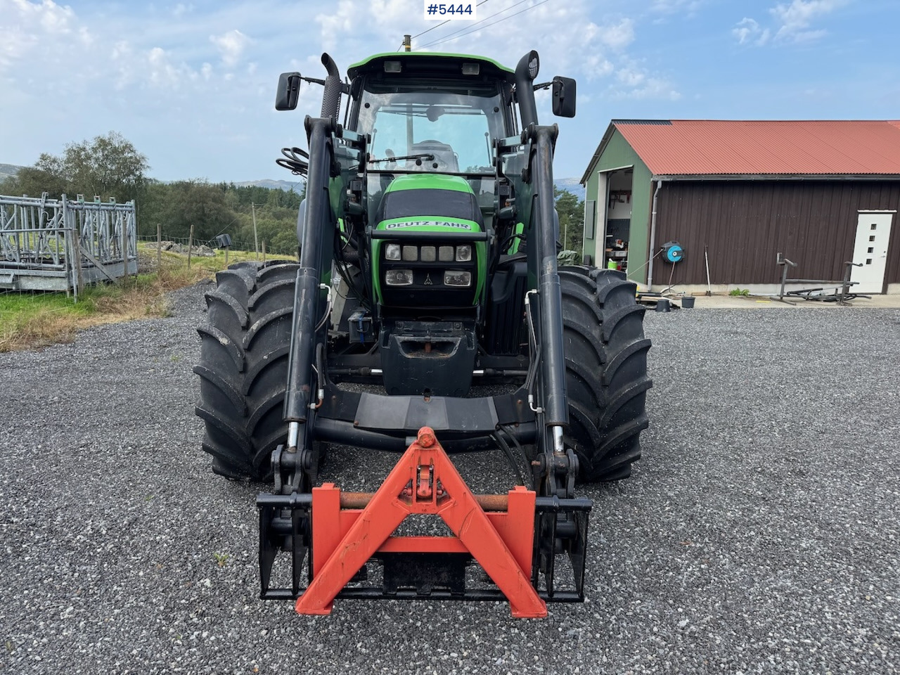 2008 Deutz Fahr Agrotron 150.7 w/ front loader. - Traktorius: foto 2 2008 Deutz Fahr Agrotron 150.7 w/ front loader. - Traktorius: foto 2