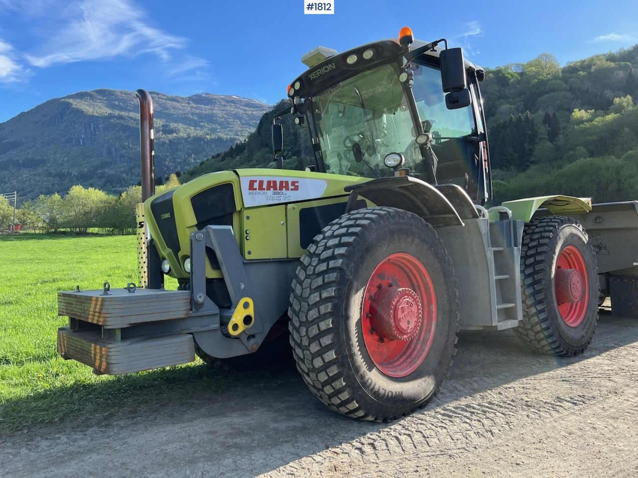 2009 Claas Xerion 3800 - Traktorius: foto 1 2009 Claas Xerion 3800 - Traktorius: foto 1