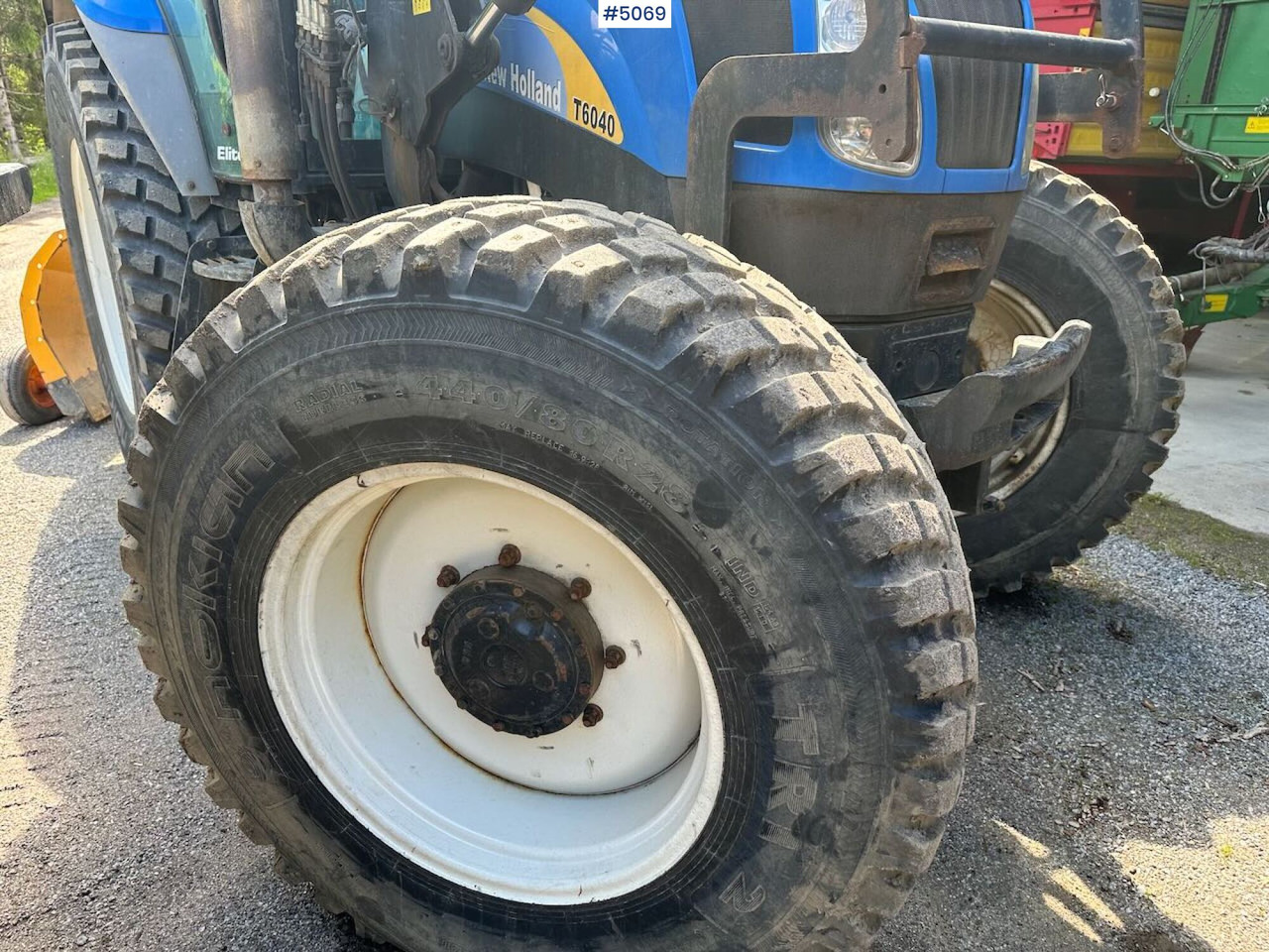 Traktorius 2009 New Holland T6040 SS w/ Trima front loader: foto 7
