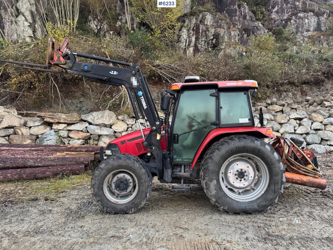 2010 Case IH JXU 95 w/ front loader. - Traktorius: foto 3 2010 Case IH JXU 95 w/ front loader. - Traktorius: foto 3
