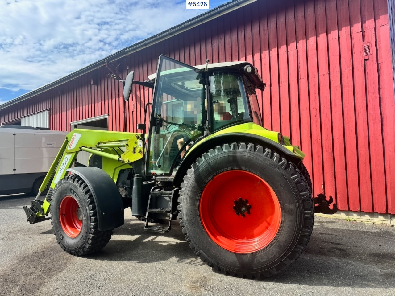 2011 Claas Arion 430 w/ Front loader and Plough. 3210 hours! - Traktorius: foto 3 2011 Claas Arion 430 w/ Front loader and Plough. 3210 hours! - Traktorius: foto 3