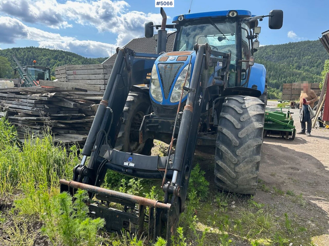2011 New Holland T6080 w/ trima +5.1p - Traktorius: foto 2 2011 New Holland T6080 w/ trima +5.1p - Traktorius: foto 2