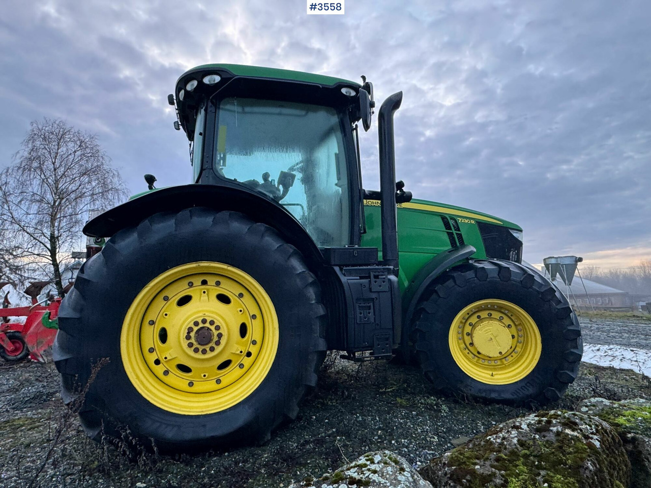 2012 John Deere 7230R w/ GPS and 3 hydraulic outlets! - Traktorius: foto 2 2012 John Deere 7230R w/ GPS and 3 hydraulic outlets! - Traktorius: foto 2