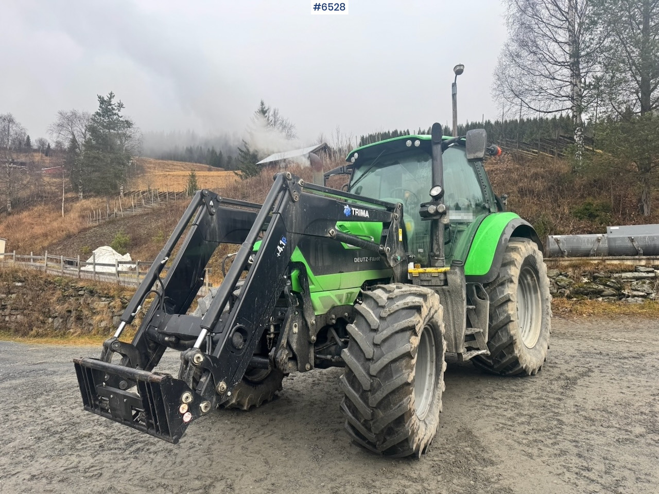 2015 Deutz-fahr 6180 Agrotron w/ Front loader and Front hydraulics. 4010 hours! - Traktorius: foto 1 2015 Deutz-fahr 6180 Agrotron w/ Front loader and Front hydraulics. 4010 hours! - Traktorius: foto 1