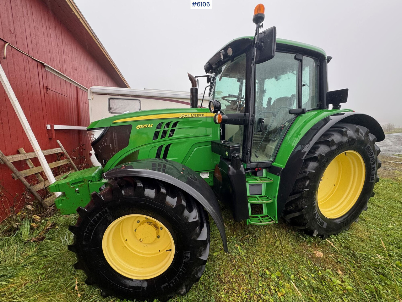 2015 John Deere 6125M. Only 1870 hours! - Traktorius: foto 3 2015 John Deere 6125M. Only 1870 hours! - Traktorius: foto 3