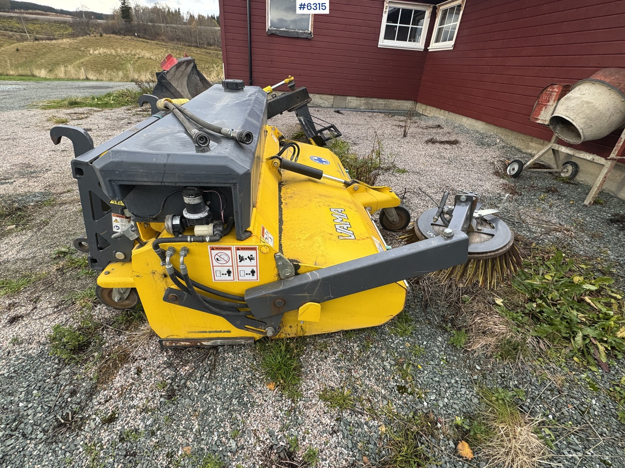 2016 VAMA 2000 Sweeping broom w/ side broom - Rotacinė šluota: foto 5 2016 VAMA 2000 Sweeping broom w/ side broom - Rotacinė šluota: foto 5