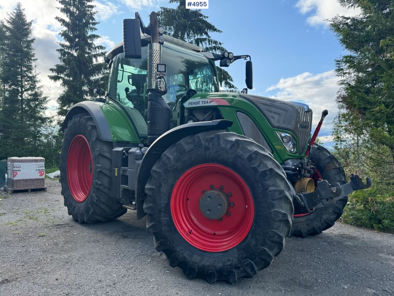 2017 Fendt 724 Vario - Traktorius: foto 1 2017 Fendt 724 Vario - Traktorius: foto 1