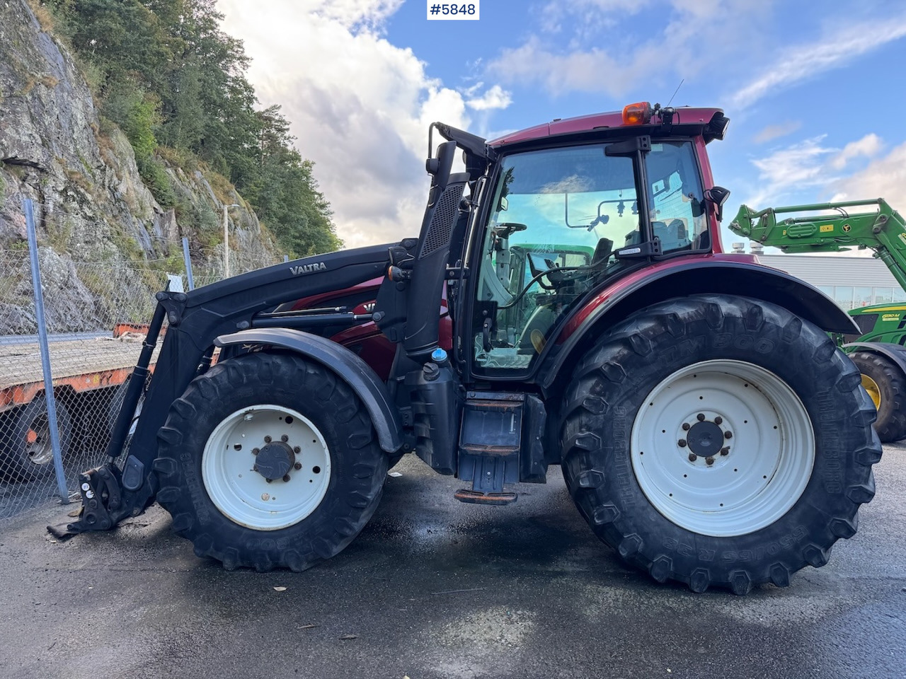 2018 Valtra N174 w/ front loader and plow plate. - Traktorius: foto 2 2018 Valtra N174 w/ front loader and plow plate. - Traktorius: foto 2