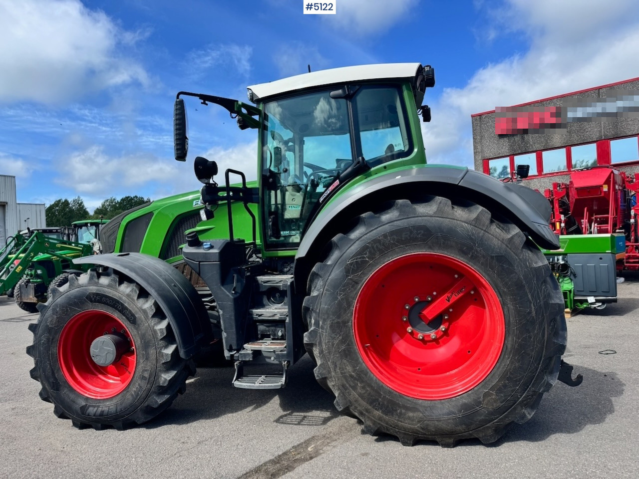 2019 Fendt 828 Vario w/ Front hydraulics and Front PTO. - Traktorius: foto 3 2019 Fendt 828 Vario w/ Front hydraulics and Front PTO. - Traktorius: foto 3