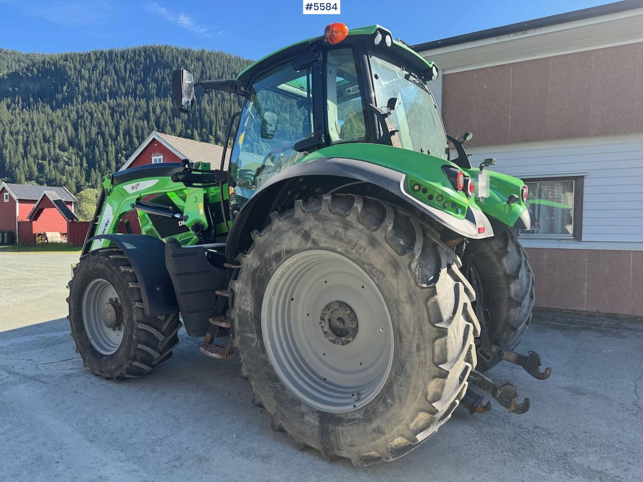 2020 Deutz-Fahr 6215 Agrotron w/ front loader & 2 sets of tires - Traktorius: foto 5 2020 Deutz-Fahr 6215 Agrotron w/ front loader & 2 sets of tires - Traktorius: foto 5