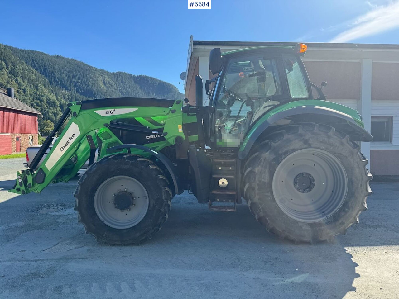 2020 Deutz-Fahr 6215 Agrotron w/ front loader & 2 sets of tires - Traktorius: foto 4 2020 Deutz-Fahr 6215 Agrotron w/ front loader & 2 sets of tires - Traktorius: foto 4