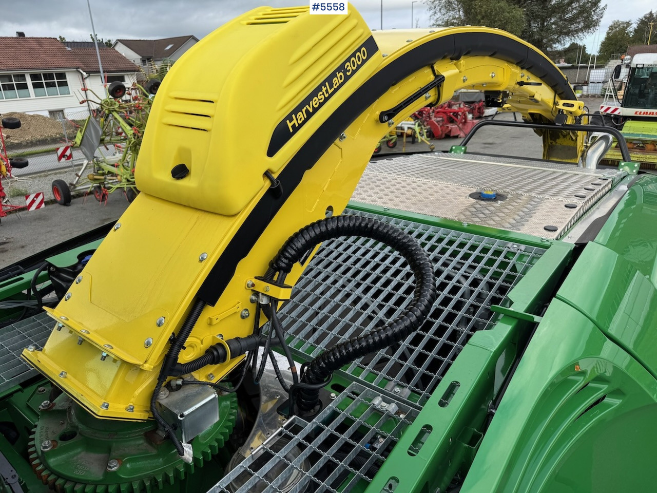 Pašarų tvarkymo technika 2024 John Deere 8200 in, like new!: foto 6