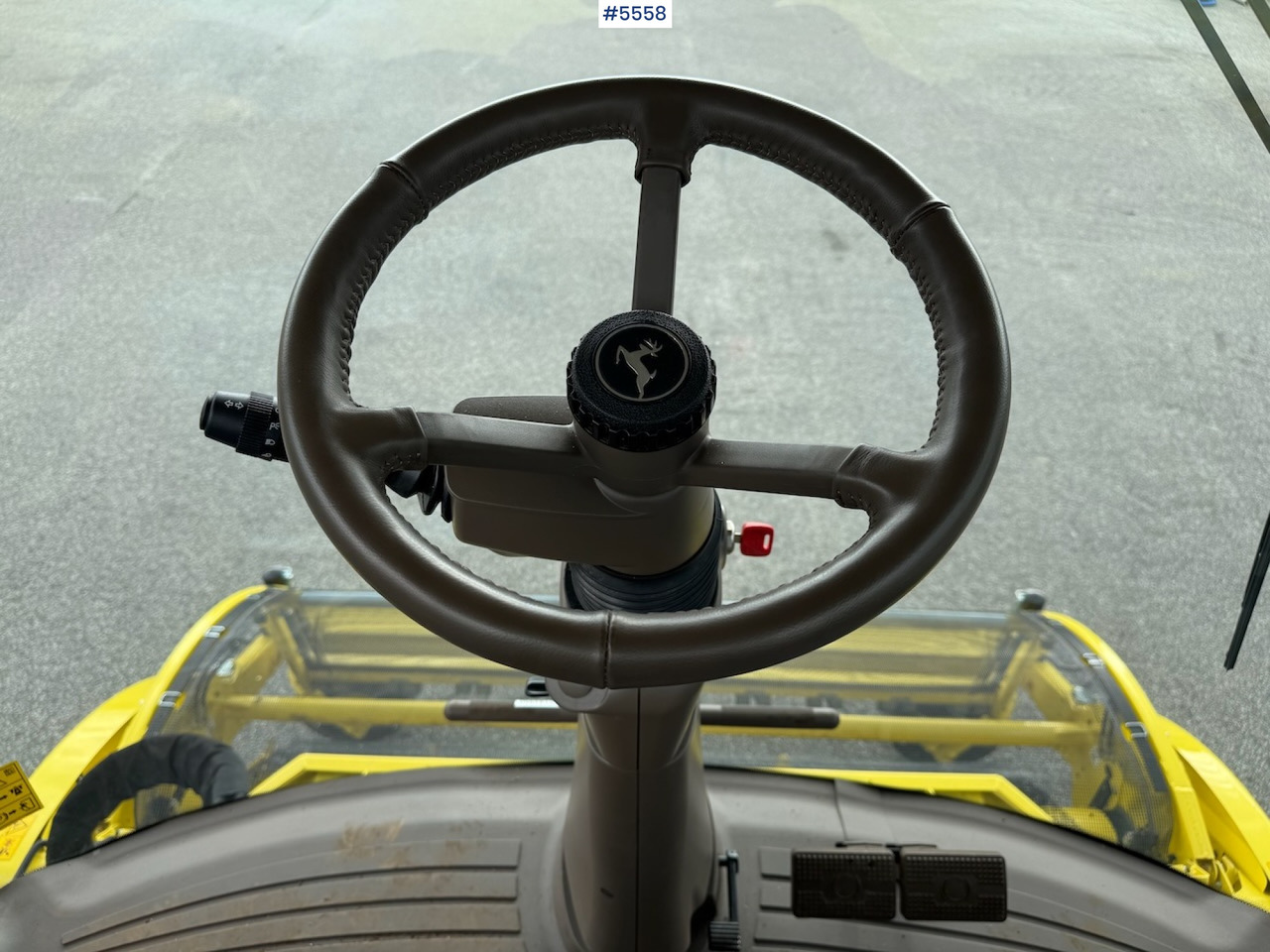 Pašarų tvarkymo technika 2024 John Deere 8200 in, like new!: foto 17