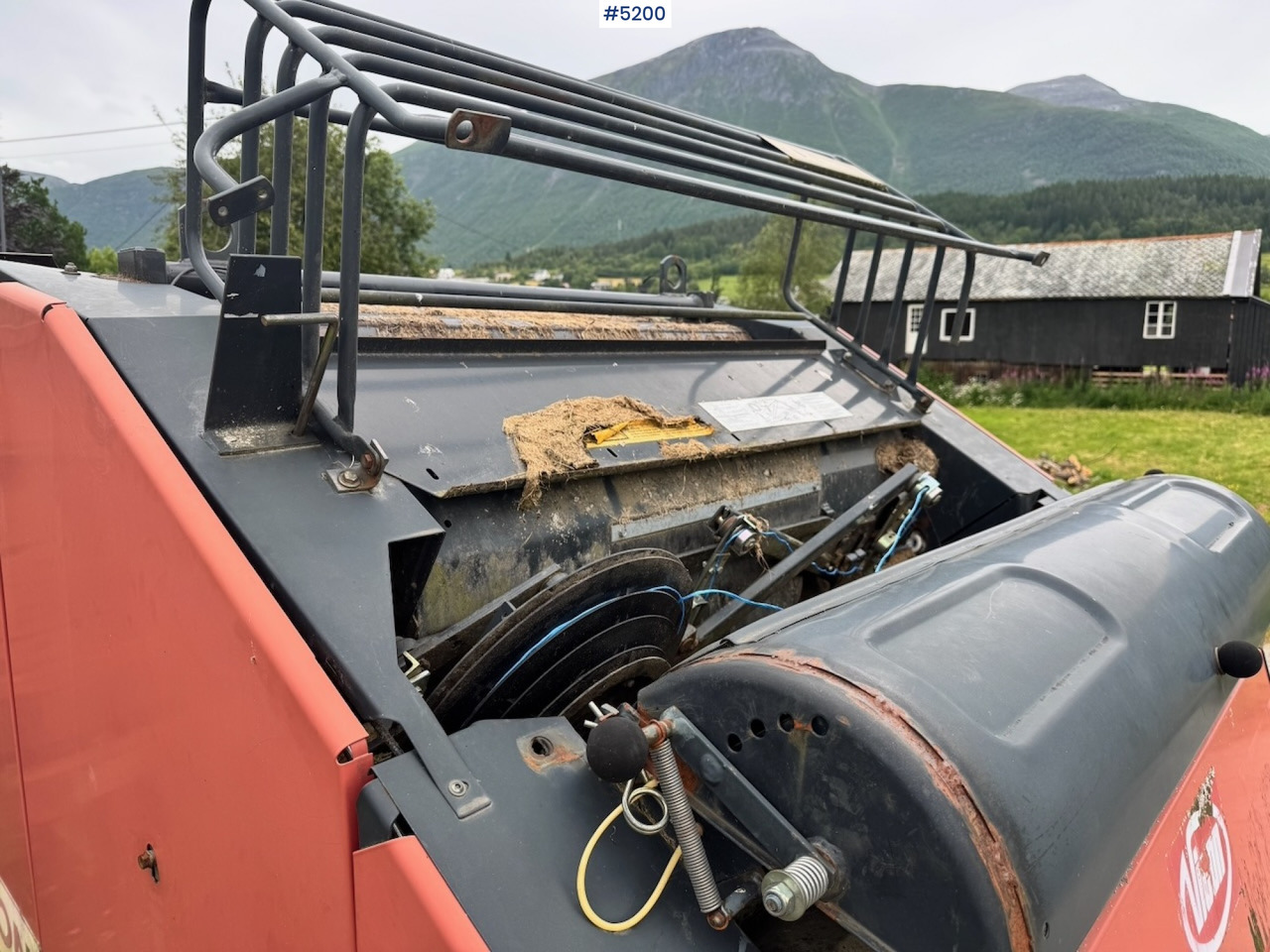 Approx. 2000 Vicon RF 120L Round Baler - Pašarų tvarkymo technika: foto 5 Approx. 2000 Vicon RF 120L Round Baler - Pašarų tvarkymo technika: foto 5