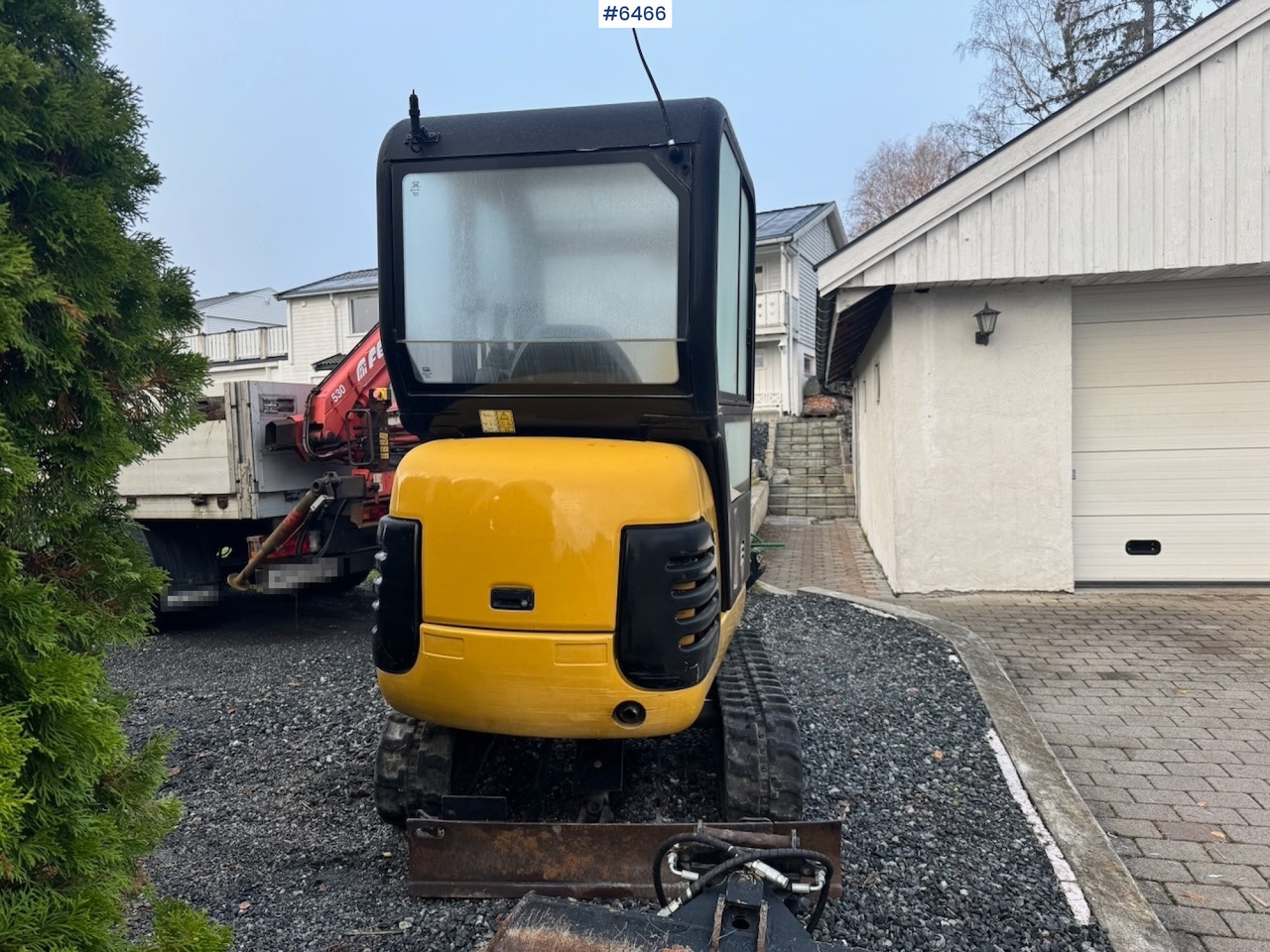 Approx. 2004 CAT 301.8 Mini excavator w/ 4 buckets and grapple. - Ekskavatorius: foto 4 Approx. 2004 CAT 301.8 Mini excavator w/ 4 buckets and grapple. - Ekskavatorius: foto 4