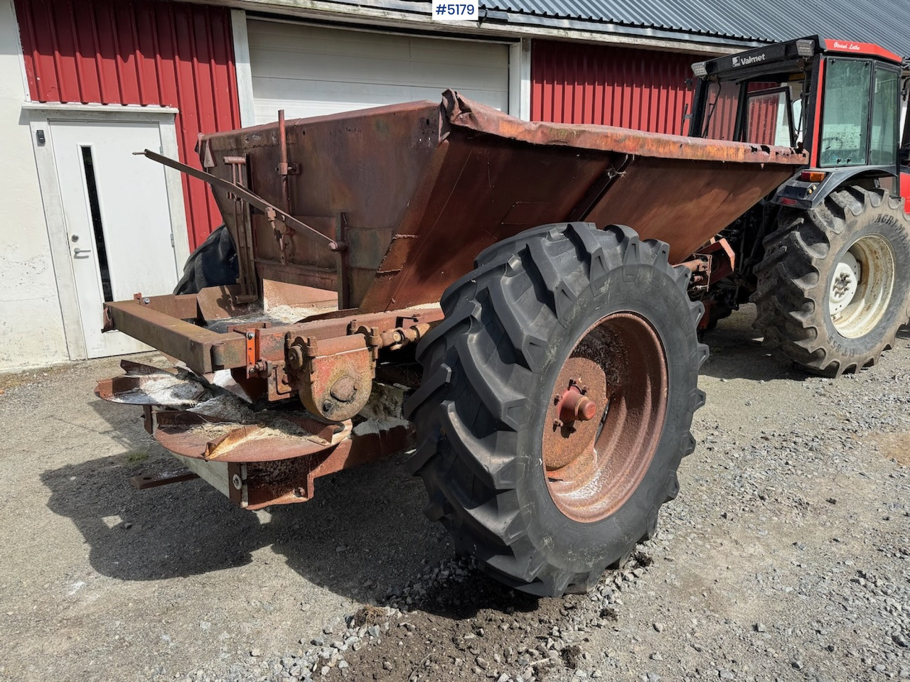 Bredal Lime wagon - Trąšų barstytuvas: foto 5 Bredal Lime wagon - Trąšų barstytuvas: foto 5