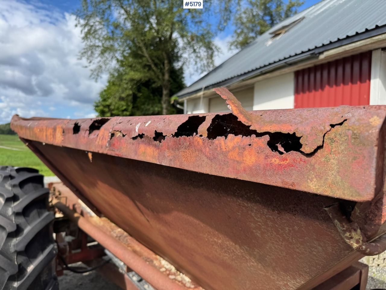 Bredal Lime wagon - Trąšų barstytuvas: foto 3 Bredal Lime wagon - Trąšų barstytuvas: foto 3