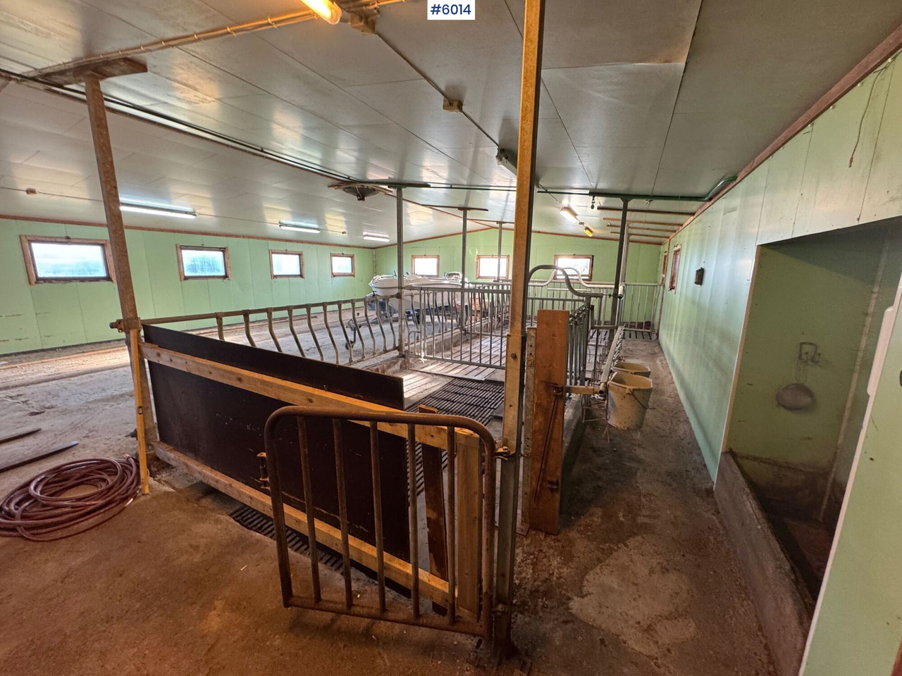 Catchment fronts and gates – space for 20–25 cows - Gyvulininkystės įranga: foto 4 Catchment fronts and gates – space for 20–25 cows - Gyvulininkystės įranga: foto 4