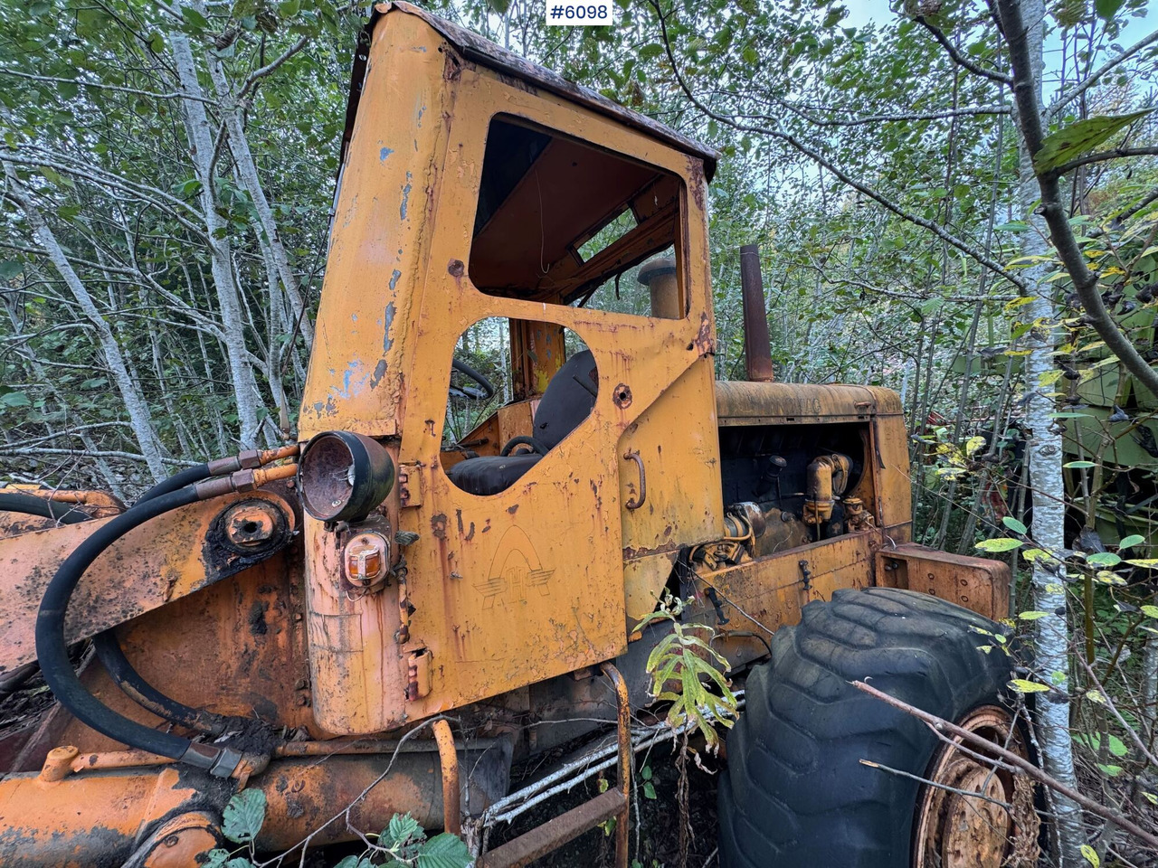Hanomag wheel loader with bucket – repair object - Ratinis krautuvas: foto 4 Hanomag wheel loader with bucket – repair object - Ratinis krautuvas: foto 4