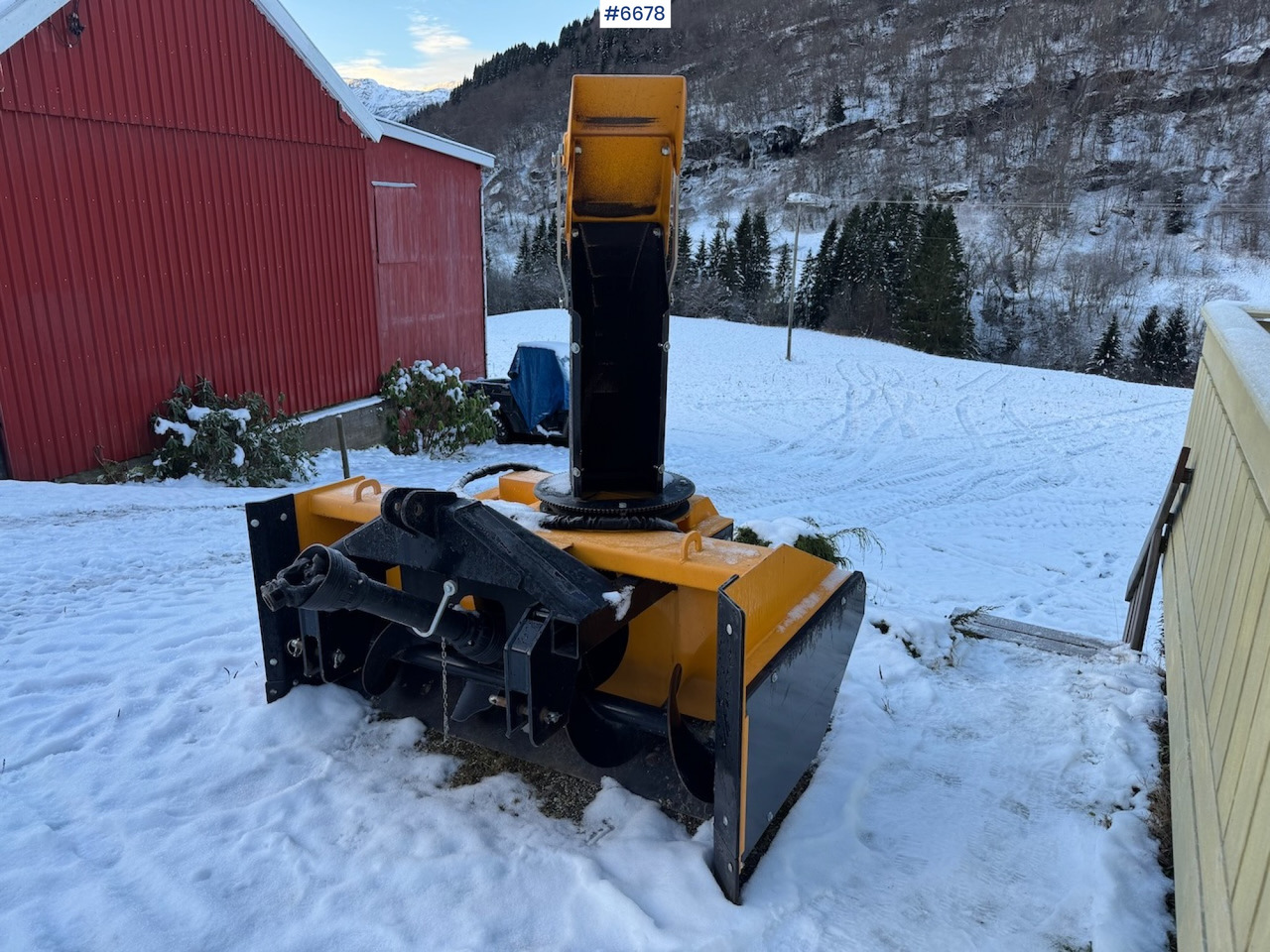 Agroquip G180 2-speed Snowblower. Like new! - Komunalinė/ Specializuota technika: foto 2 Agroquip G180 2-speed Snowblower. Like new! - Komunalinė/ Specializuota technika: foto 2