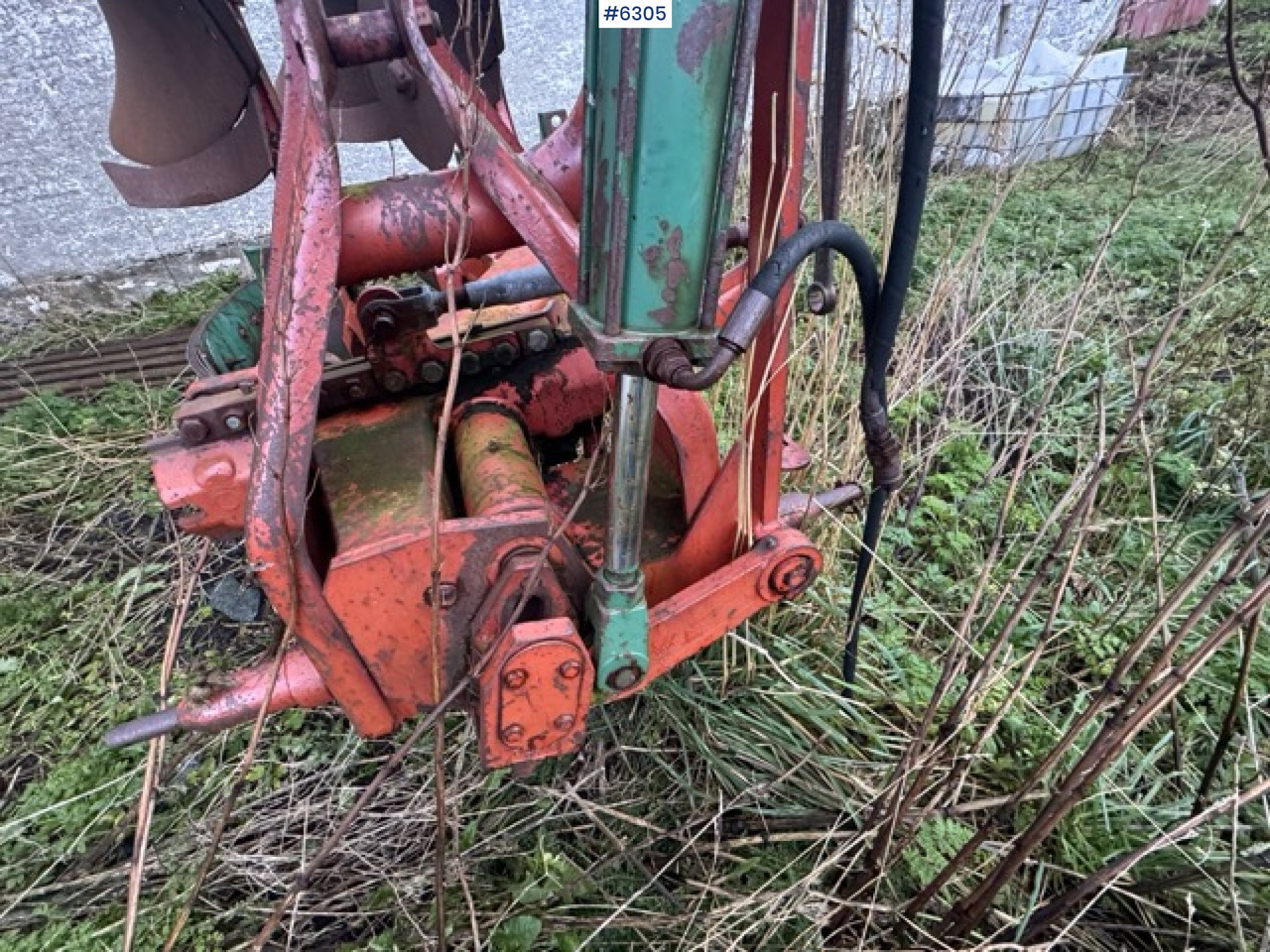 Žemės dirbimo technika Kverneland 3-furrow reversible plough: foto 13