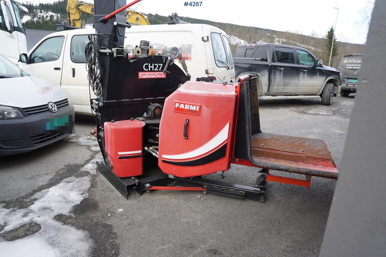 2020 Farmi Proff wood chipper for tractor (hardly used) - Miško technika: foto 4 2020 Farmi Proff wood chipper for tractor (hardly used) - Miško technika: foto 4