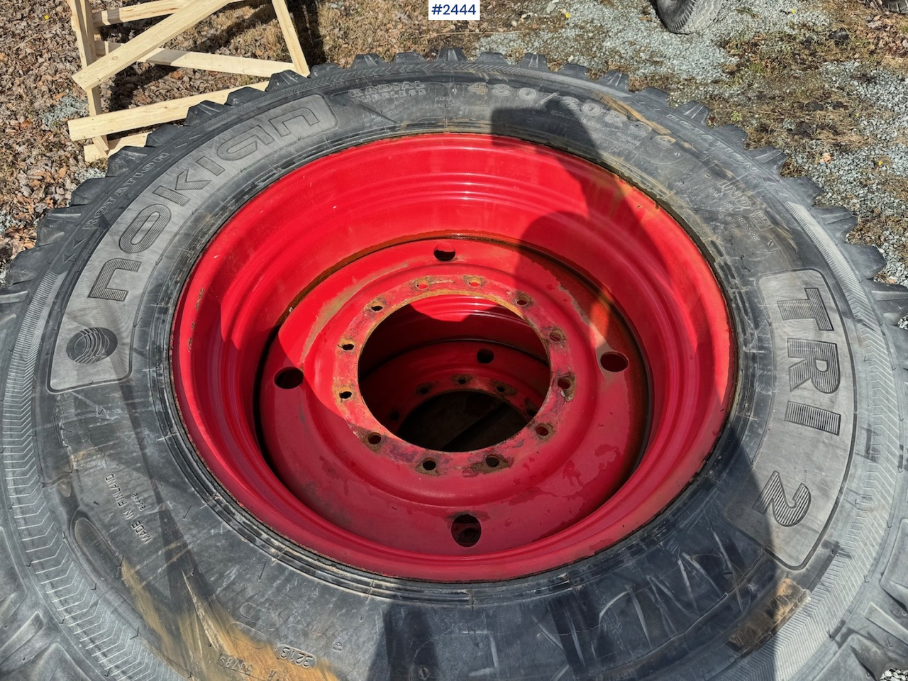 Nokian TRI2 wheelset from Fendt 936 - Ratas - Žemės ūkio technika: foto 5 Nokian TRI2 wheelset from Fendt 936 - Ratas - Žemės ūkio technika: foto 5